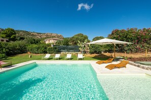 Pool - Deluxe Double Room in Villa Pilato (Poggio dei Pini)