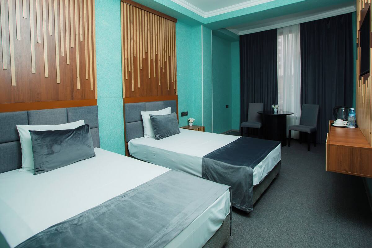 Tomannsrom – comfort, sjøutsikt | Minibar, skrivebord, strykejern/-brett og wi-fi