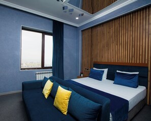 Minibar, skrivebord, strygejern/strygebræt, Wi-Fi