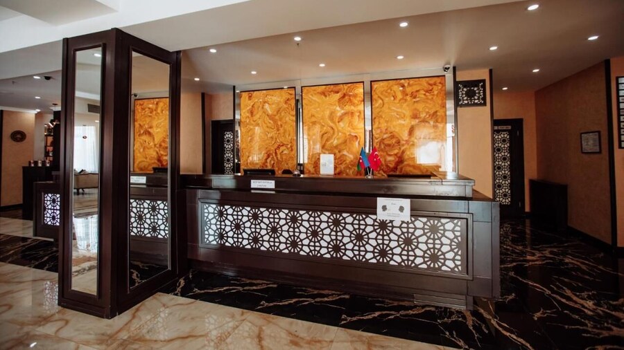 Corniche White City Hotel