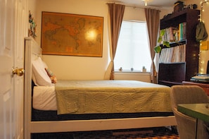 3 chambres, fer et planche à repasser, Wi-Fi gratuit, draps fournis