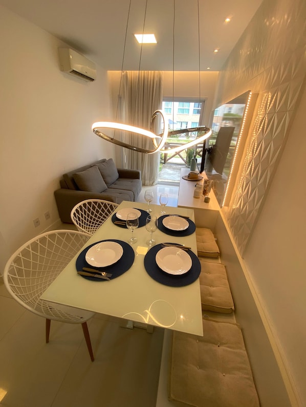 Apartment, Courtyard View | Living area