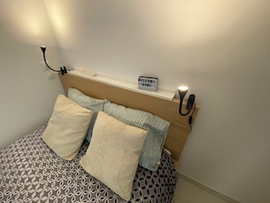 1 bedroom, iron/ironing board, travel cot, free WiFi