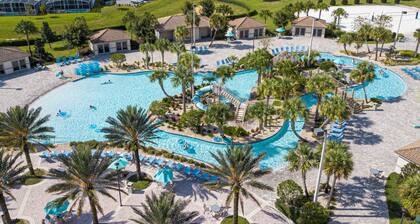 Majestuosa Casa de 8H en ChampionsGate – Sala de Juegos, Cine y Cerca de Disney!