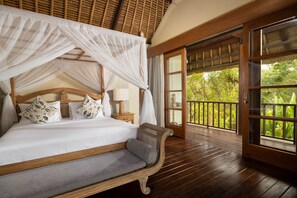 3 slaapkamers, een kluis op de kamer, een strijkplank/strijkijzer