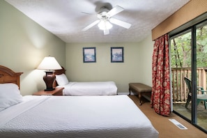 Family Townhome, Resort View | Free WiFi, bed sheets