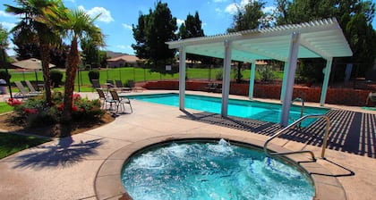 Peaceful 2BR w/ Pools & Fireplace