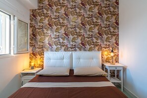 2 chambres, fer et planche à repasser, draps fournis