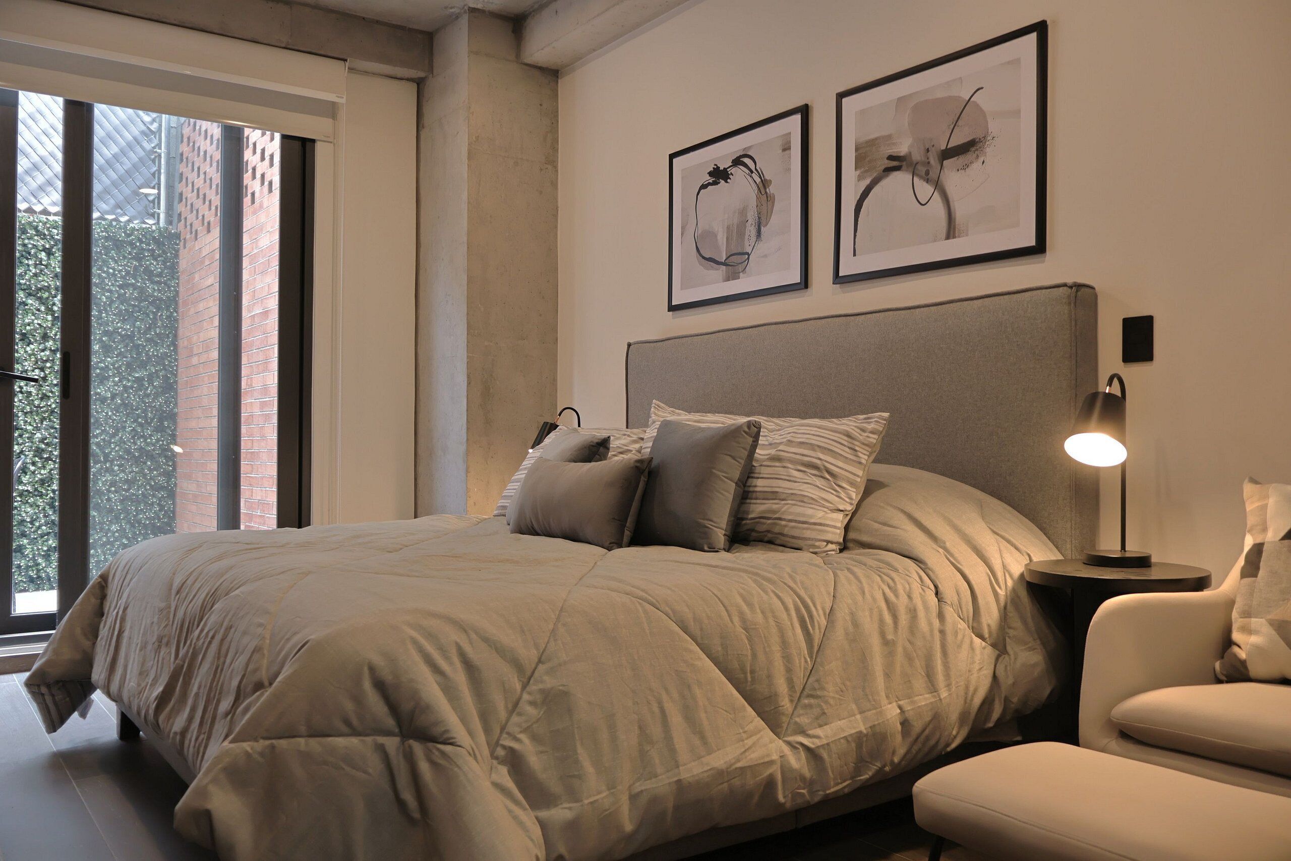 1 bedroom, internet, bed sheets