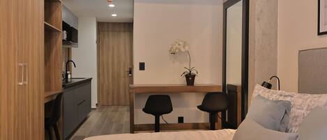 1 camera, accesso a Internet, lenzuola