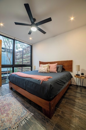 4 Schlafzimmer, Bügeleisen/Bügelbrett, WLAN, Bettwäsche