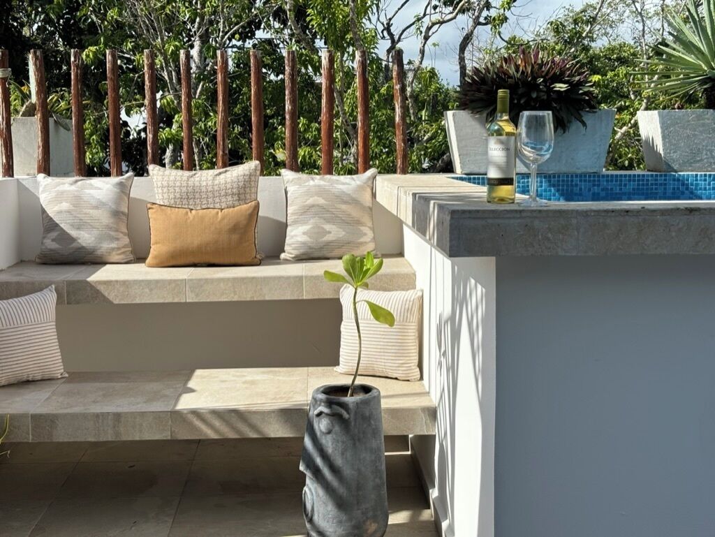 المنطقة المحيطة بالمنشأة