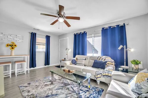 Cozy Plant City Home