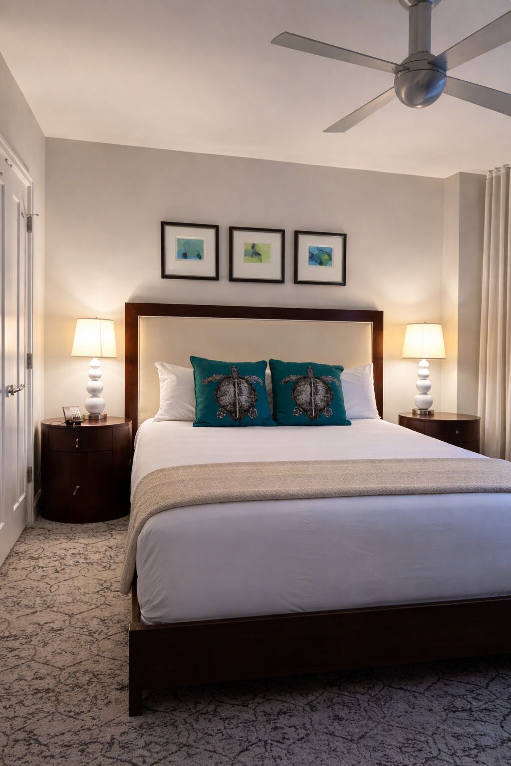 1 chambre, fer et planche à repasser, Wi-Fi, draps fournis