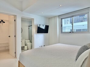 2 habitaciones, tabla de planchar con plancha, internet y ropa de cama 