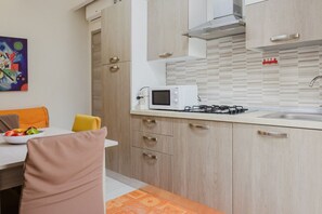 Fridge, microwave, stovetop, electric kettle - A few steps from the Nature Reserve (App. Lo Stagnone) (Marsala)