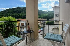 Property grounds - Four-room apartment (Central Apt. Vittorio Veneto) (Vittorio Veneto)