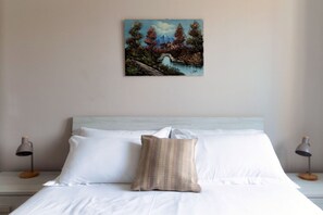 1 bedroom, iron/ironing board, free WiFi, bed sheets