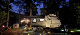 Charming RIVER FRONT camper RV with AC by Lackawaxen River