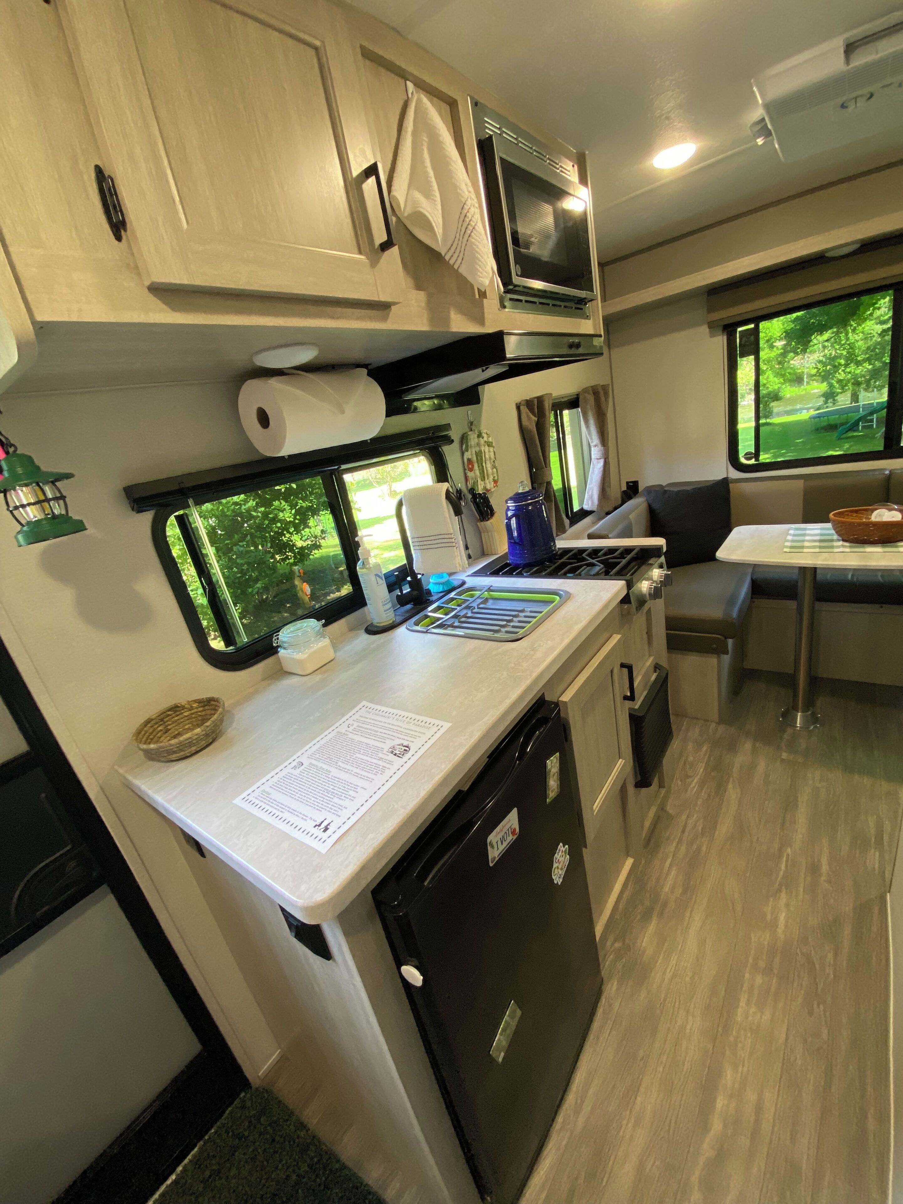 Fridge, microwave, stovetop, coffee/tea maker