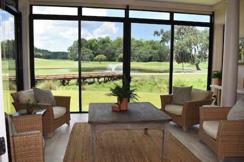 Live Oaks Cottage - Golf Course Views & Lowcountry Charm in Bluffton, SC