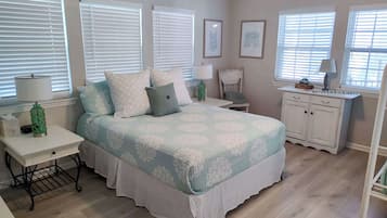 2 bedrooms, travel cot, WiFi