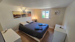 2 chambres, bureau, fer et planche à repasser, Wi-Fi gratuit