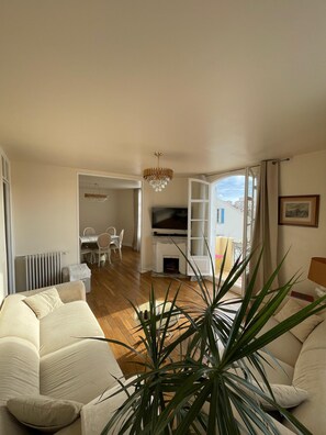 リビング エリア