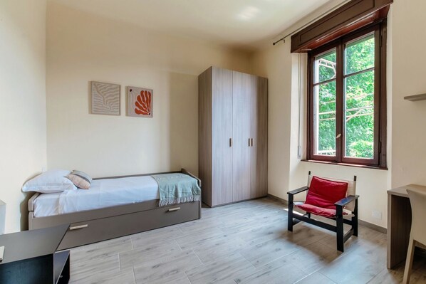 2 bedrooms