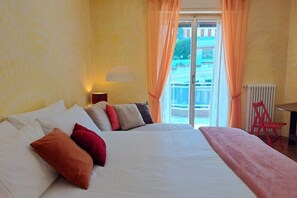 1 غرفة نوم وخزنة داخل الغرفة ومكواة/لوح كي وواي فاي مجانًا