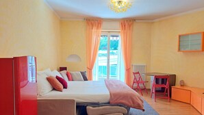 1 bedroom, in-room safe, iron/ironing board, free WiFi - One-Bedroom Apartment with Sea View in Sanremo (Casa Egle) (Sanremo)
