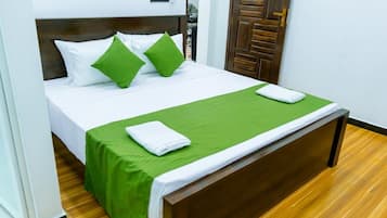 3 Schlafzimmer, Bügeleisen/Bügelbrett, kostenloses WLAN, Bettwäsche