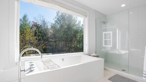 Douche, serviettes fournies
