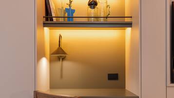 Suite Studio Design | Coffres-forts dans les chambres, bureau