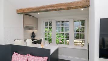 Lavavajillas y utensilios de cocina