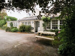 Exterior - Pippins (Ambleside)