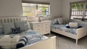 2 chambres, fer et planche Ă repasser, Wi-Fi gratuit, draps fournis