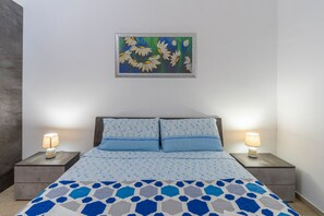 2 chambres, fer et planche Ă repasser, Wi-Fi, draps fournis