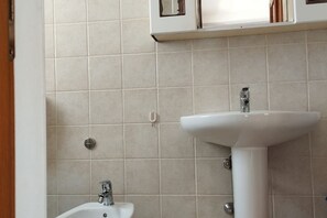 Shower, bidet