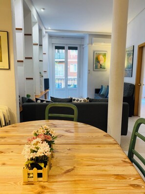 Interior - Plaza Mayor City Center (Madrid)