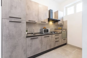 Apartemen, balkon | Dapur pribadi