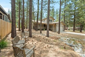 Exterior - Pine View Escape (Big Bear City)