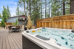 Bañera de hidromasaje privada