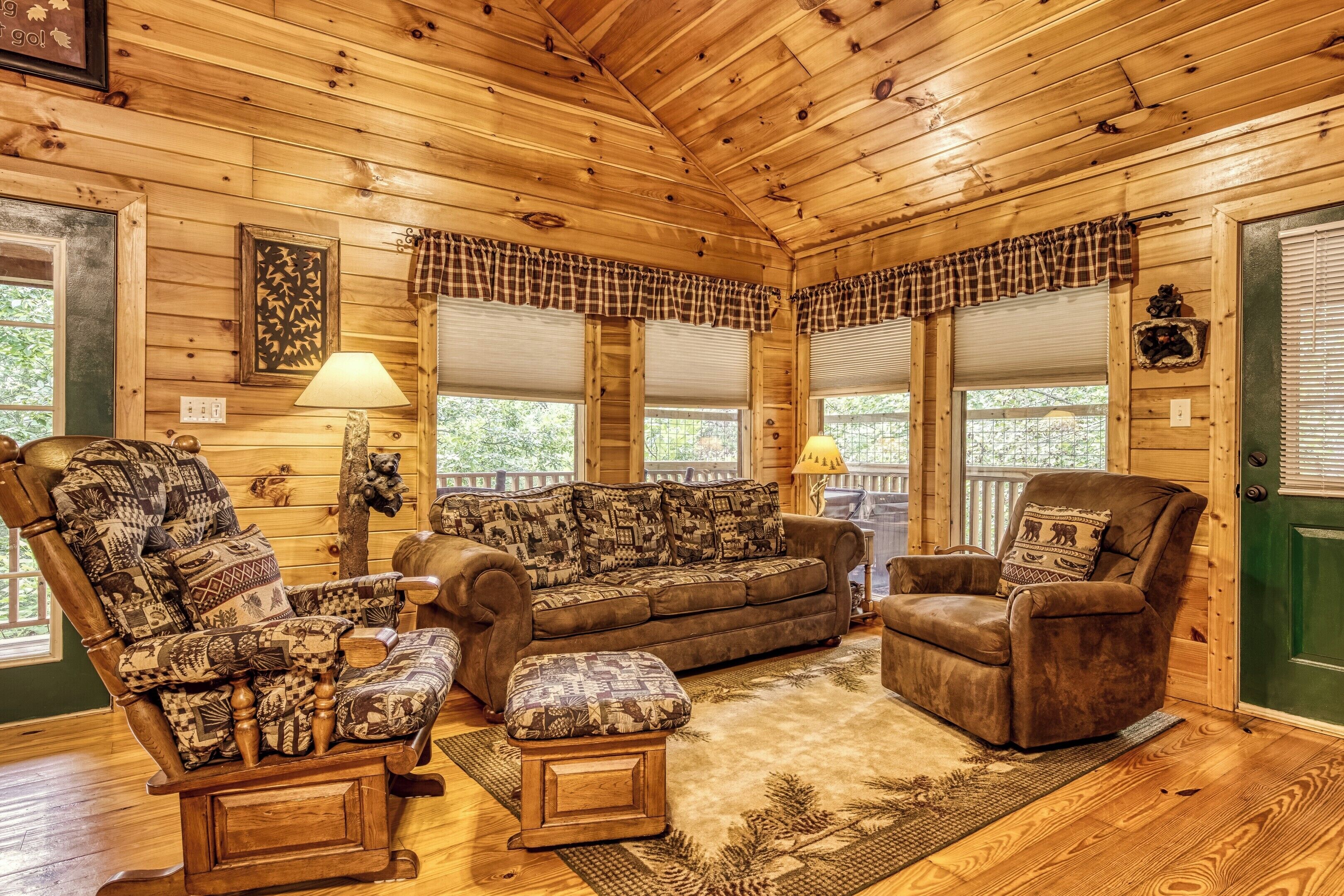 Televisión y chimenea 