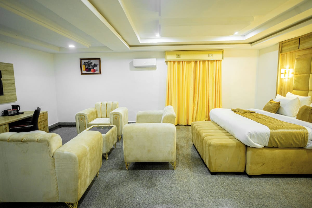 Executive Room | Ruang kerja komputer riba, Wi-fi percuma