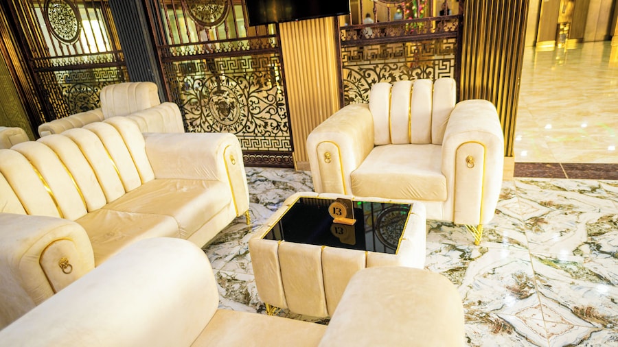 IMMACULATE ROYAL INTERNATIONAL HOTEL