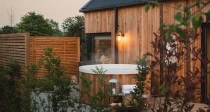 Longstones Avebury - Windmill Hill