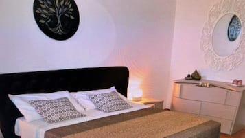 Habitación Deluxe, vista a la colina | Wifi gratis