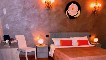 Habitació triple superior, vistes al jardí | Wifi gratuïta