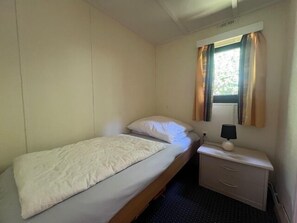 2 bedrooms